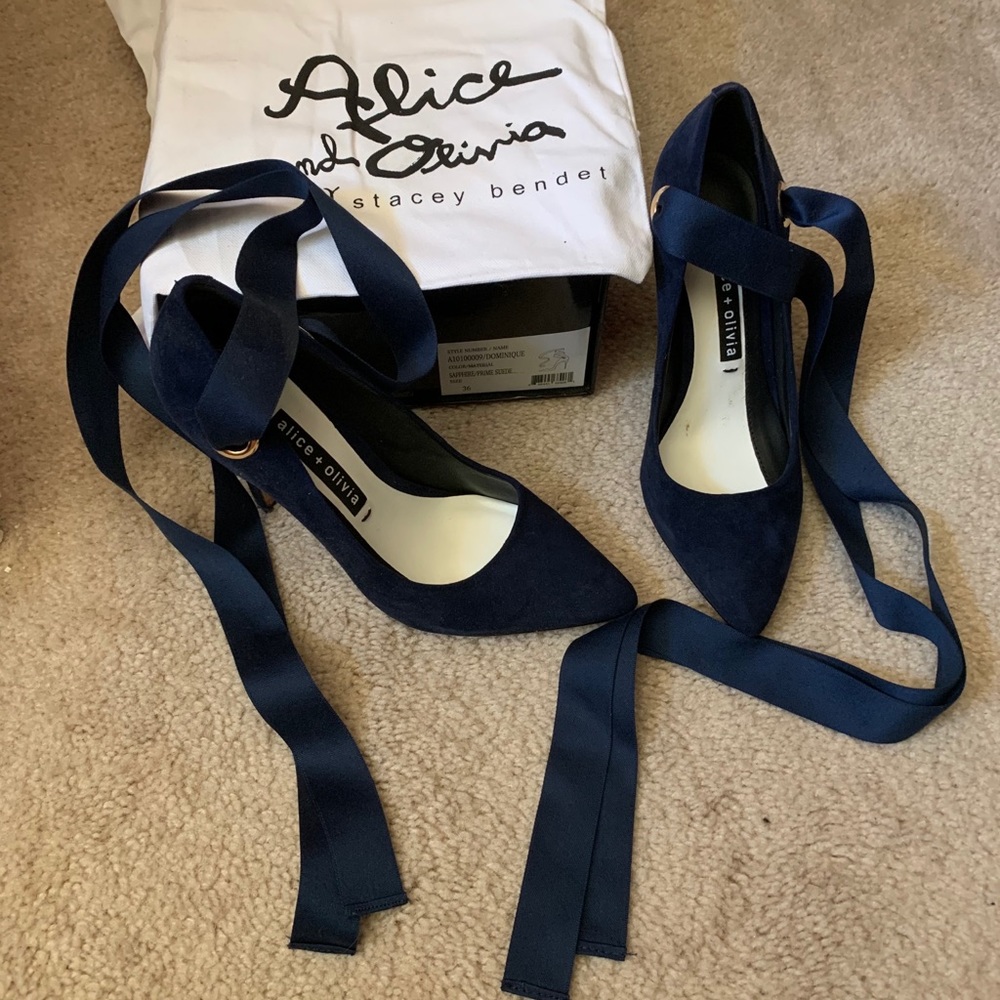Alice & Olivia Blue Suede Heels w/ Ribbon Ties - 6